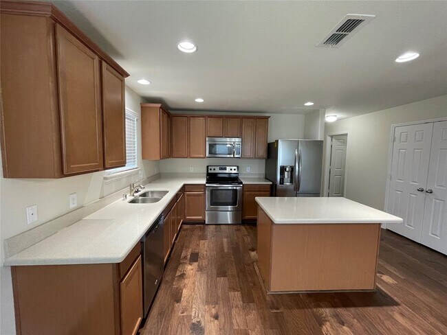 Building Photo - 1000 Rivers Creek Ln