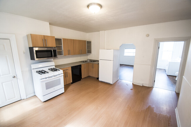 Building Photo - 2514 Josephine St