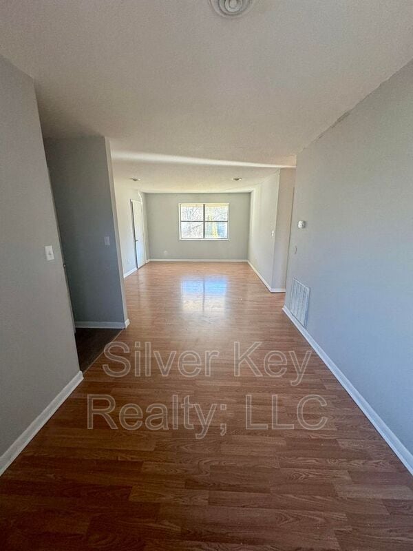 Building Photo - 1206 Knoxville Ave