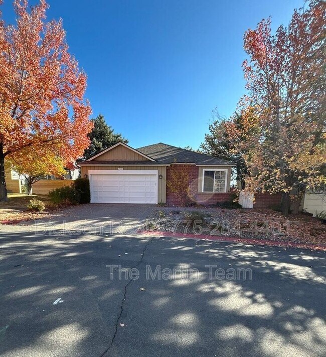 Building Photo - 2370 High Terrace Dr