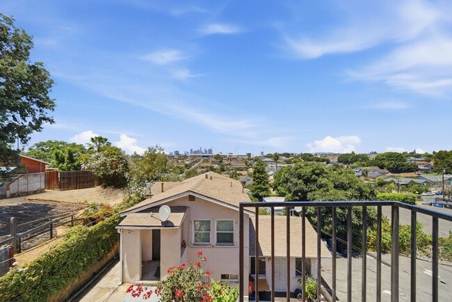 Photo - 439 S Evergreen Ave (Los Angeles, CA) Apartment