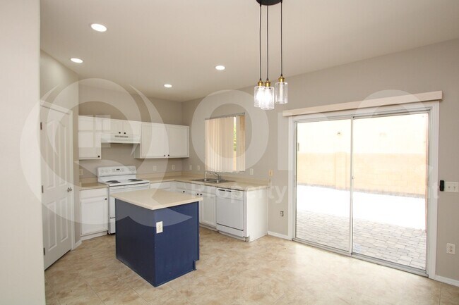 Foto del edificio - 4025 W Carter Rd