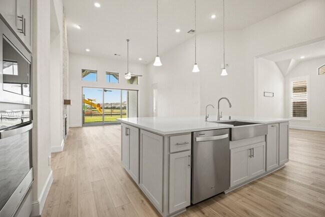 Building Photo - 929 Wormwood Dr