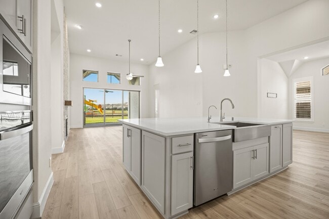 Foto del edificio - 929 Wormwood Dr