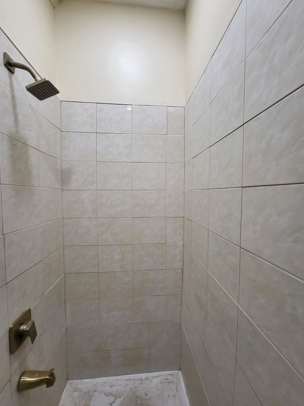 Foto del edificio - 261 S 63rd St