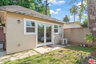 Building Photo - 1107 S St Andrews Pl Building Photo - 1107 S St Andrews Pl