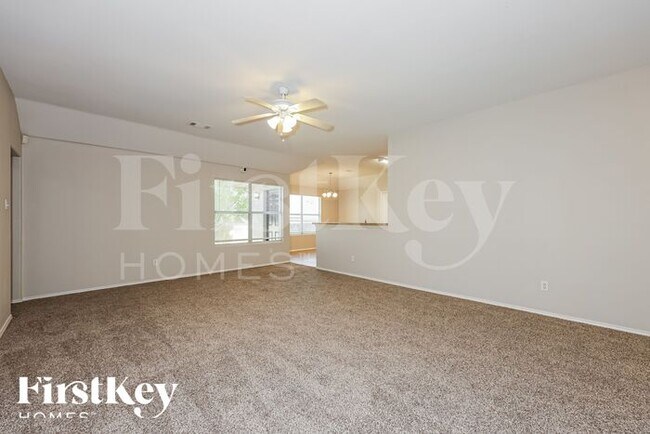 Building Photo - 137 Bushel Ln