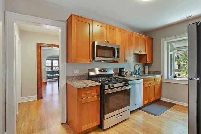 Foto del edificio - 1402 N Jackson St