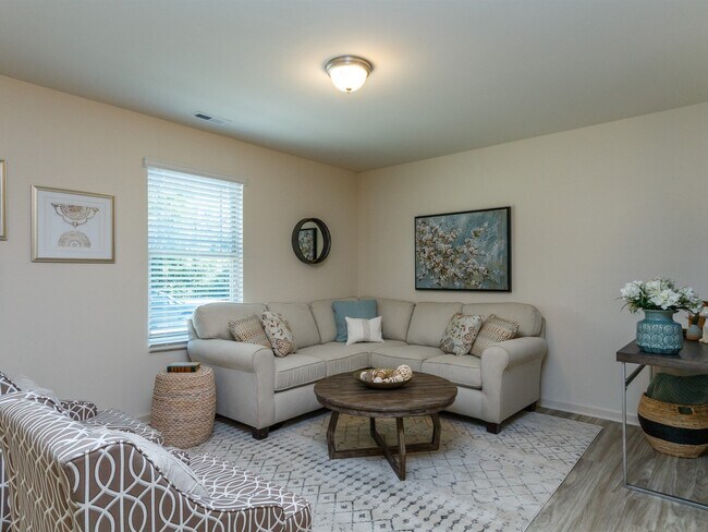 Building Photo - 1508 Eva Mae Dr