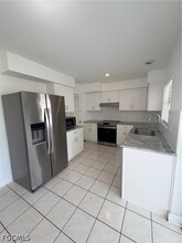 Building Photo - 436 Bayshore Dr