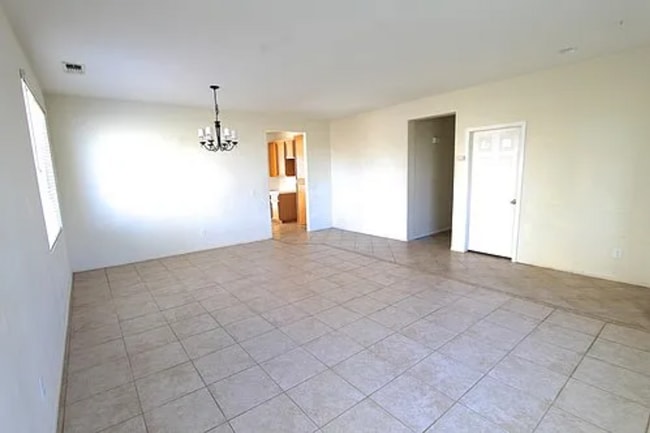 Building Photo - 40269 Miklich Dr