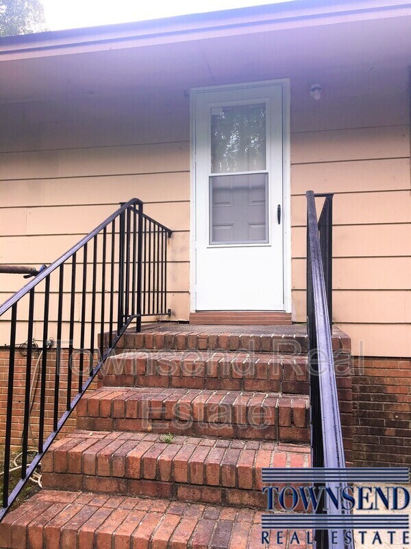 Building Photo - 1607 Bliss Ave