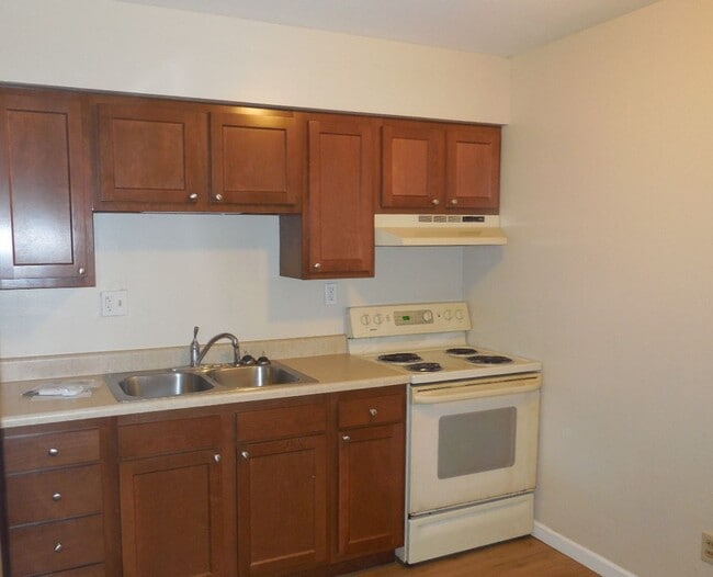 Building Photo - 1228-1230  Olivette