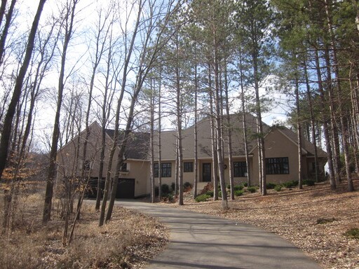Building Photo - 4320 Trillium Ln W
