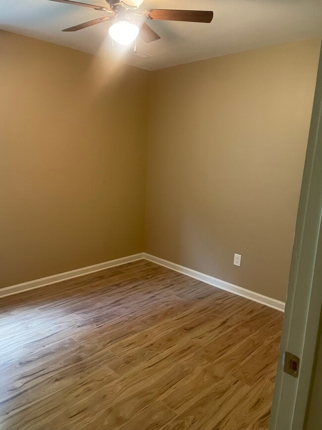 Bedroom 2 - 2409 Foxtrot Rd