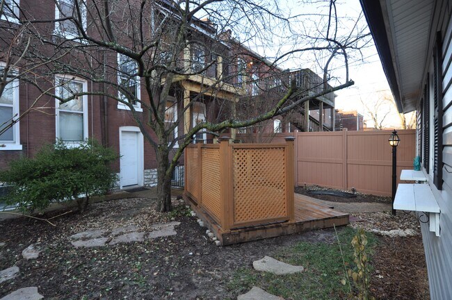 Building Photo - 3441 Pestalozzi St