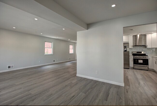 Foto del edificio - 450 Jefferson Ave