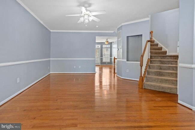 Building Photo - 5061 Cameo Terrace