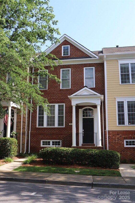 Foto principal - 564 6th Baxter Crossing