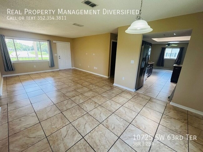 Building Photo - 10725 SW 63rd Terrace