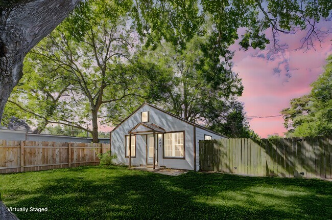 Foto del edificio - 607 N Speed St