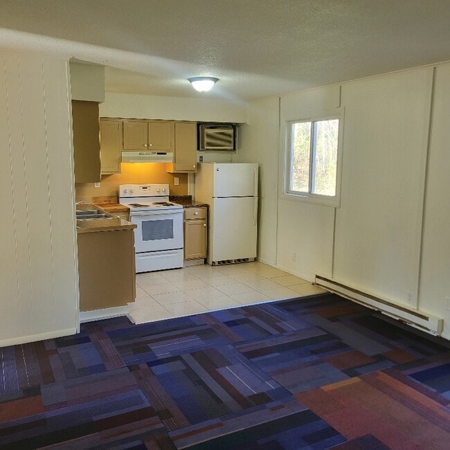 Building Photo - 1019 Colonial Dr