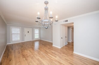 Building Photo - 9015 Gaylord Dr