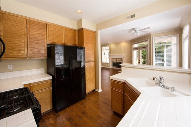 Building Photo - 8215 E White Oak Ridge