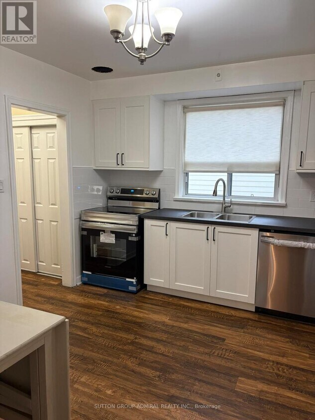 Photo principale - 20 Meadowbrook Rd