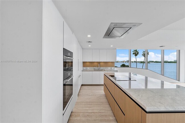 Foto del edificio - 1135 103rd St