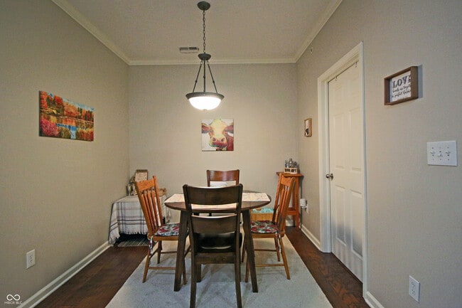 Building Photo - 1124 Reserve Way