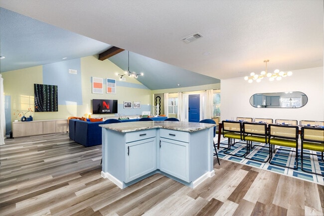 Building Photo - 3263 Swandale St