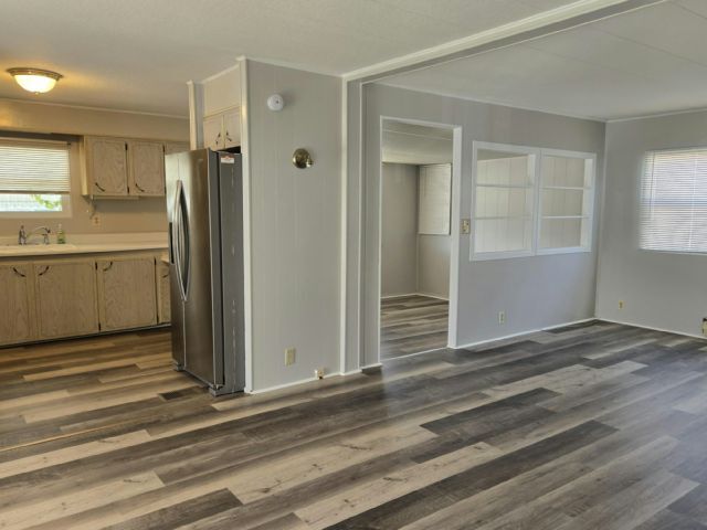 Foto del edificio - 109 49th Ave W