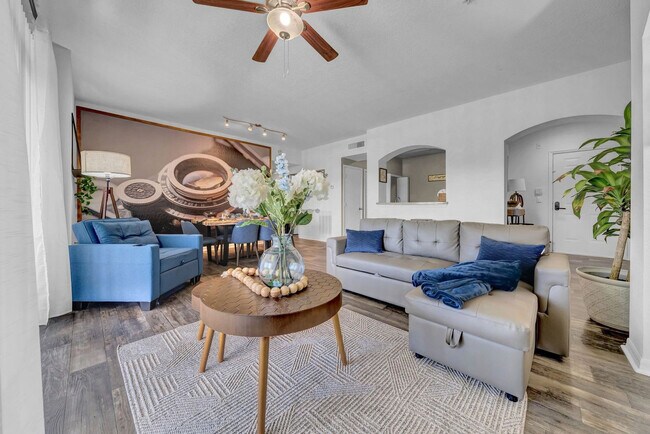 Foto del edificio - 7607 Southern Brook Bend