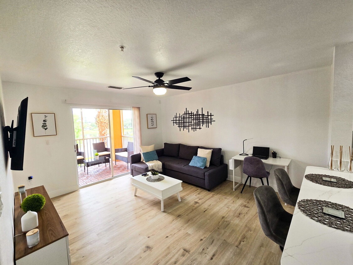 Photo - 5447 Vineland Road, Orlando, FL 32811 - 1 BR 1 BA Condo