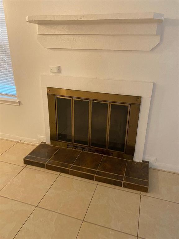 Building Photo - 6456 Kentwick Dr