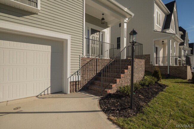 Building Photo - 18218 Veronica Ct