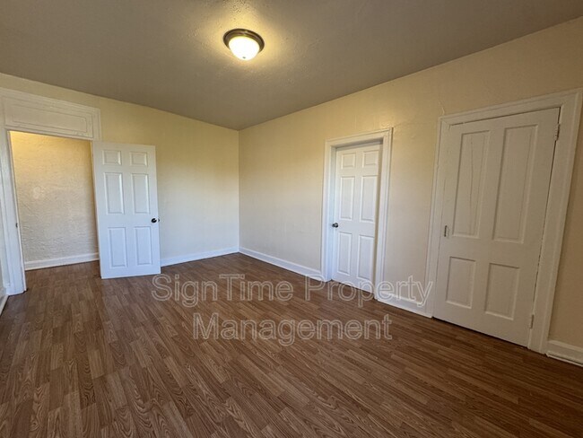 Foto del edificio - 666 N Prospect St