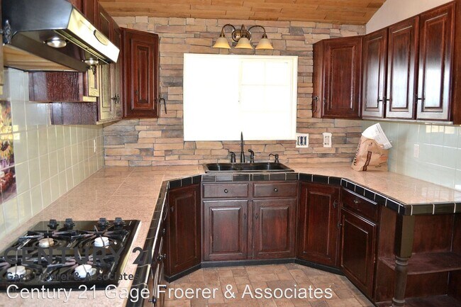 Building Photo - 6 br, 4 bath House - 4025 W 1800 N