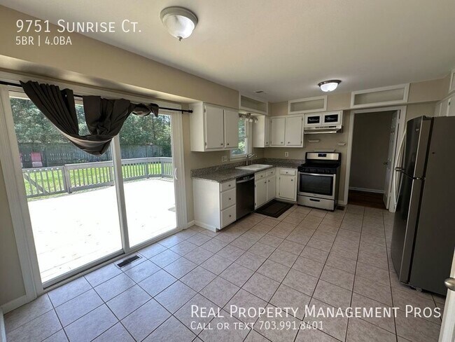 Building Photo - Qualify for a zero deposit option? Nearly ...