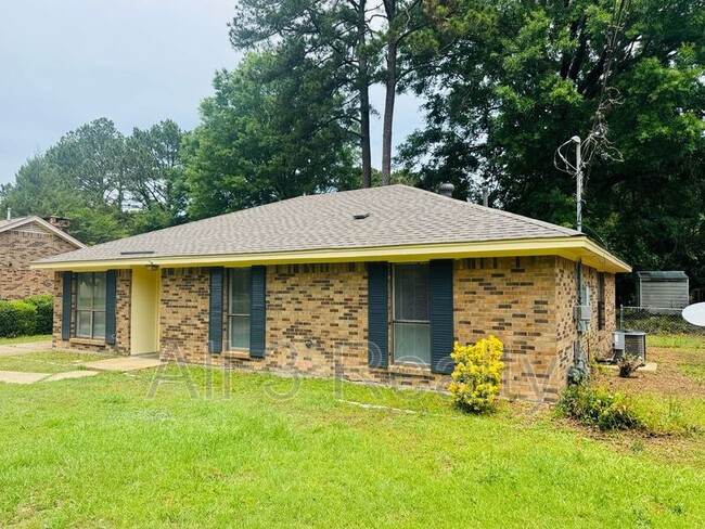 Foto del edificio - 4107 Beardsley Dr