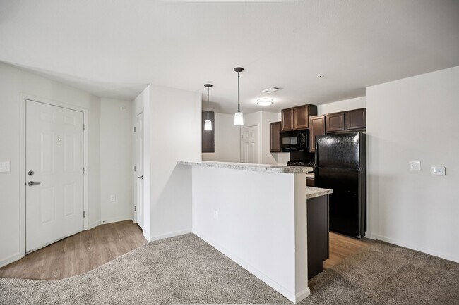 Foto del edificio - Ascent Apartment Homes