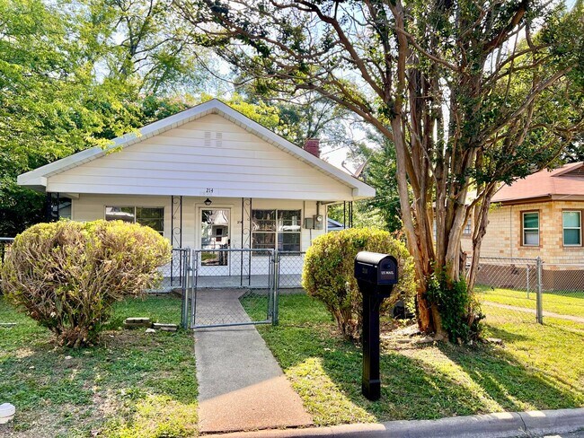 Building Photo - Home for Rent in Hot Springs!