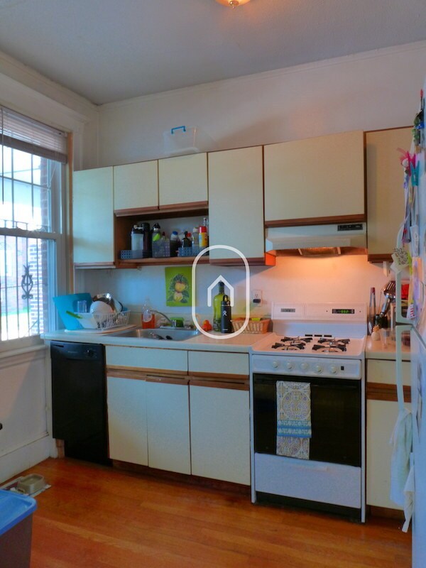 Building Photo - 78 Colborne Rd