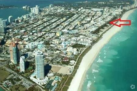Building Photo - 1060 Ocean Dr