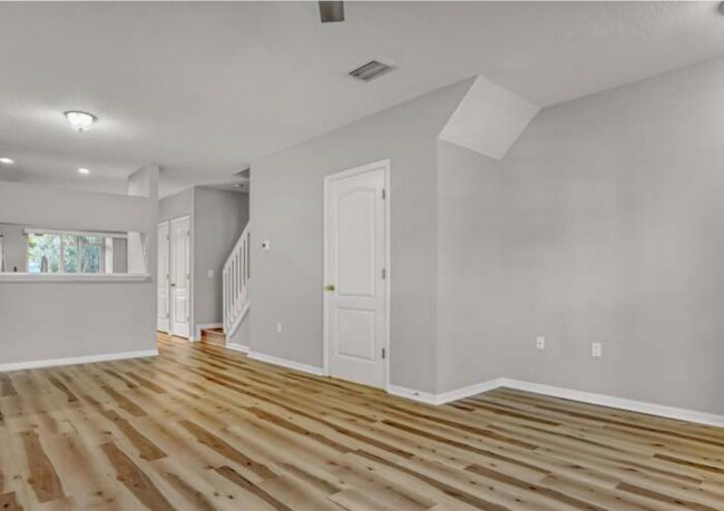 Building Photo - 1411 Hampton Park Ln