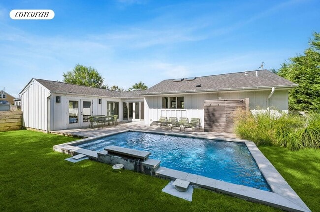 Building Photo - 28 Cliff Dr