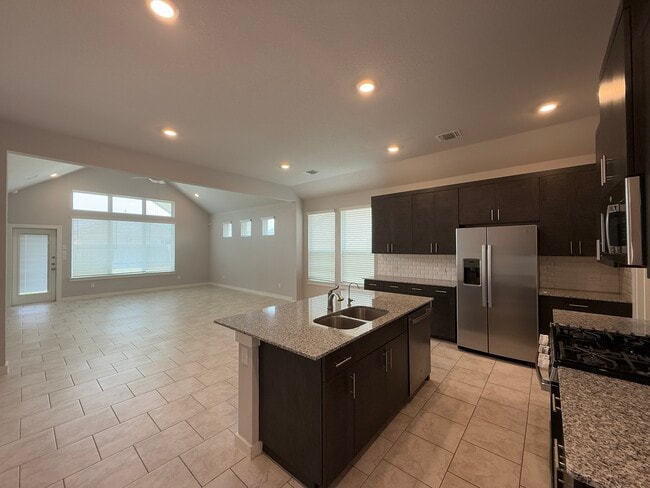 Building Photo - 18300 Emu Ln