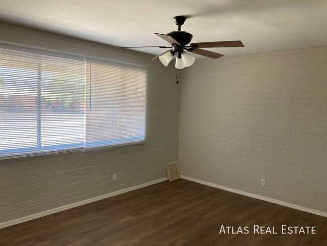 Foto del edificio - 6848 E Mary Dr