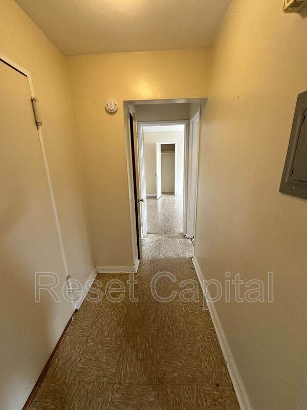 Photo - 36 Irving Ave Apartment